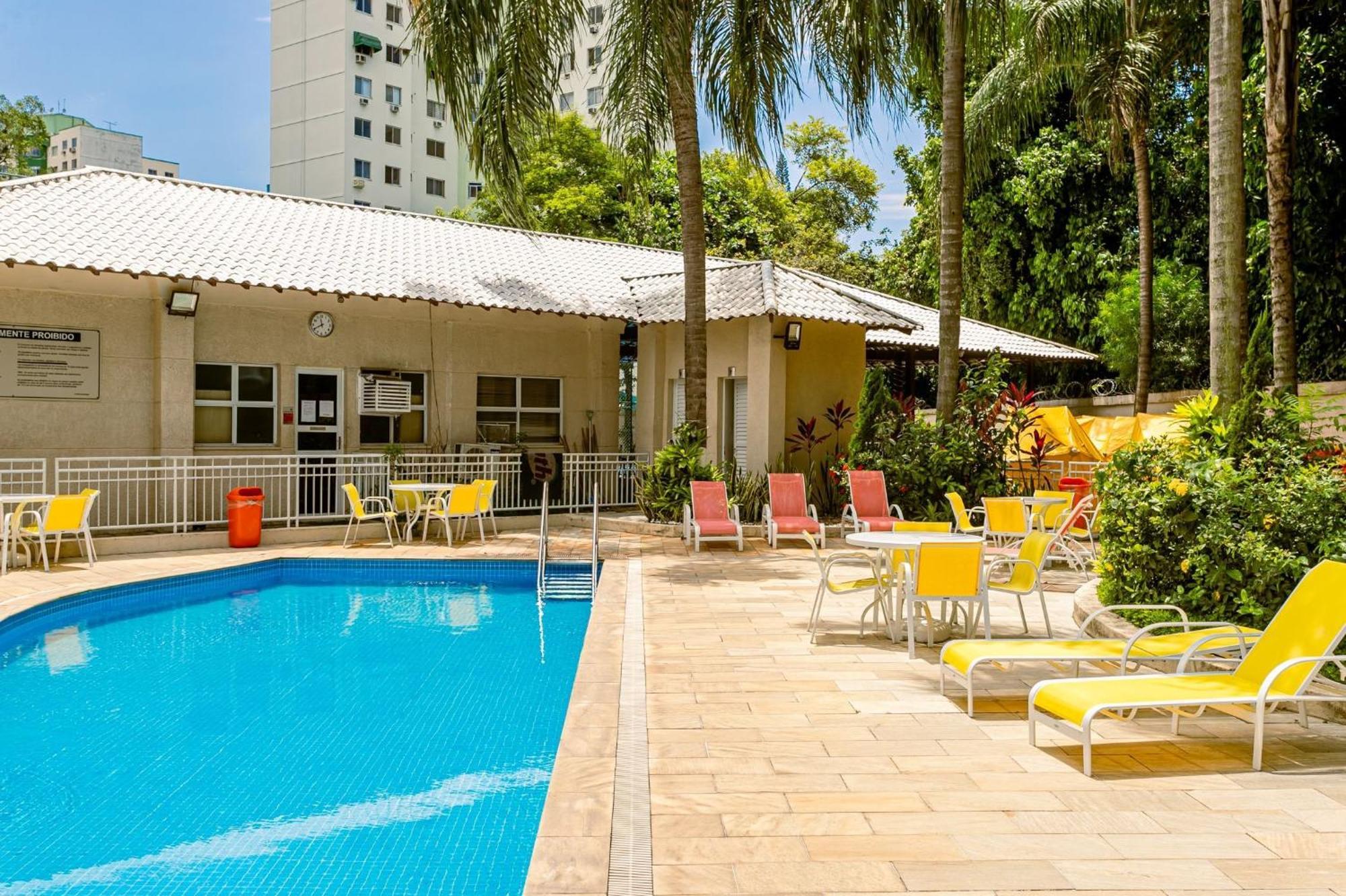Apartamento Riocentro - 4 Hospedes, Piscina E Conforto *